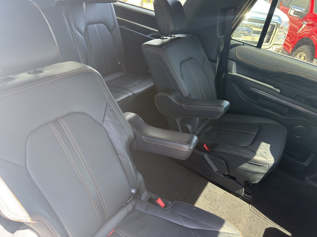 Used 2023 Star White Metallic Tri-Coat Ford Platinum image 15