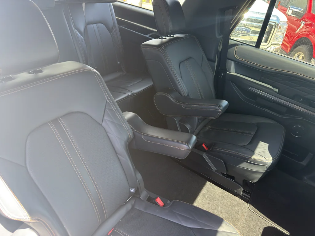 Used 2023 Star White Metallic Tri-Coat Ford Platinum image 15