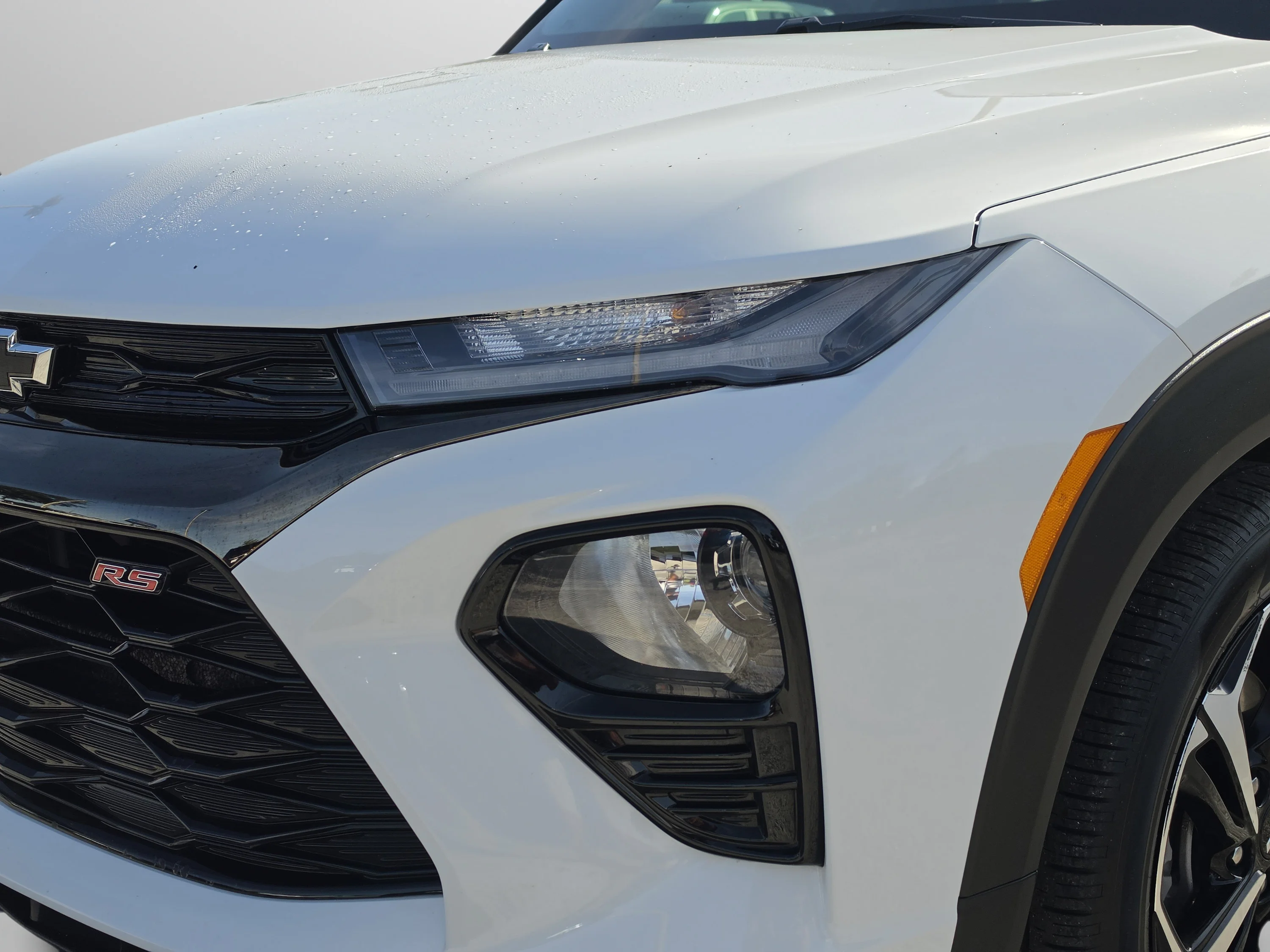 Used 2023 Summit White Chevrolet RS image 13