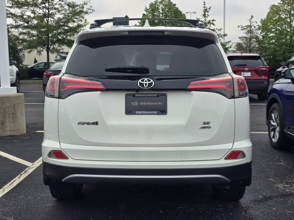 Used 2018 White Toyota SE image 6