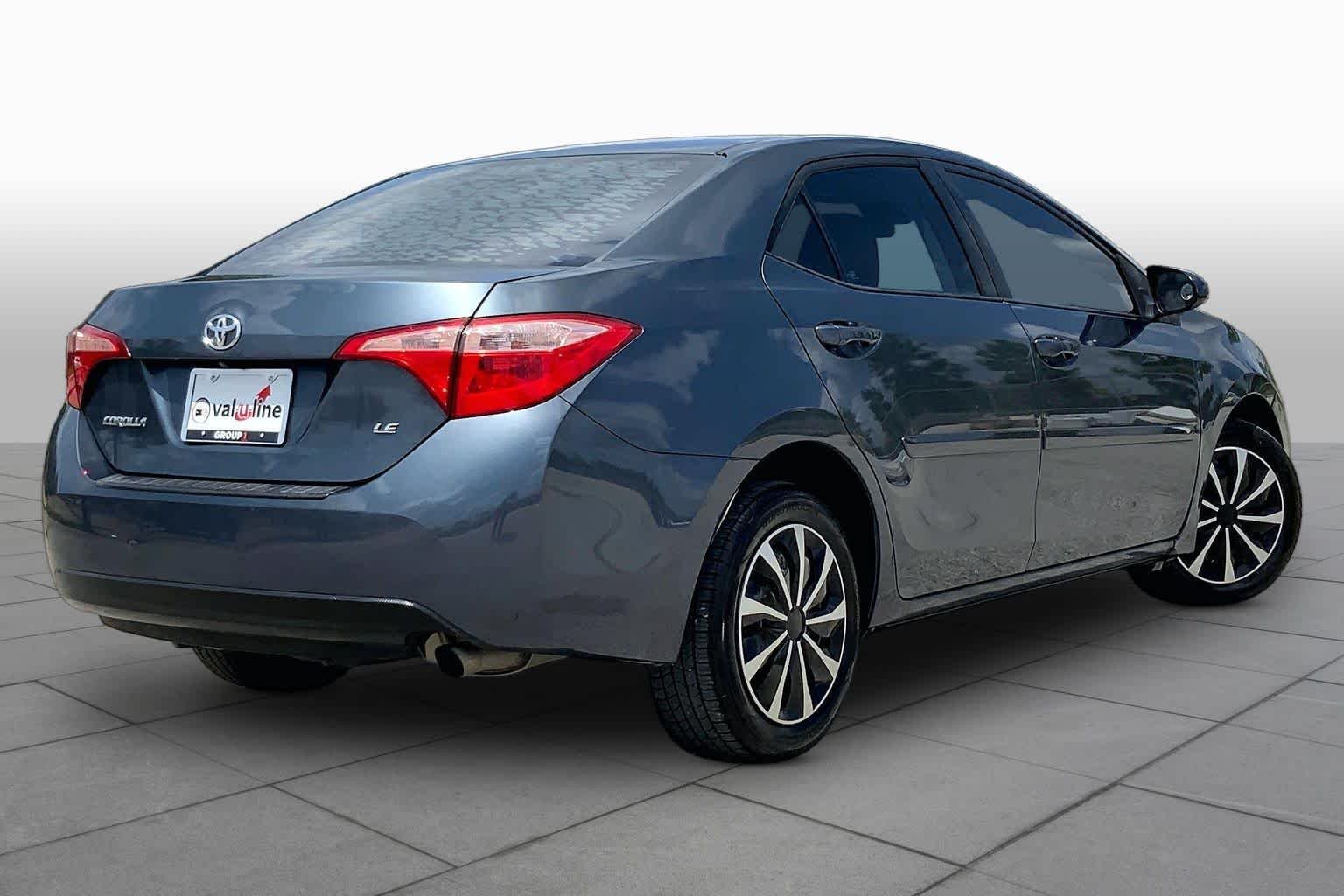 Used 2018 Slate Metallic Toyota LE image 13