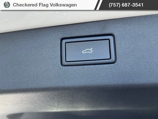 New 2026 White Volkswagen 2.0T SE image 12