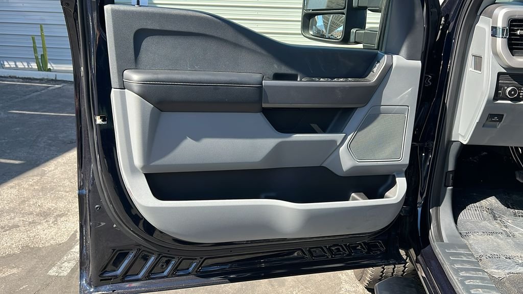 2025 Ford F-250 Super Duty XL - Photo 11