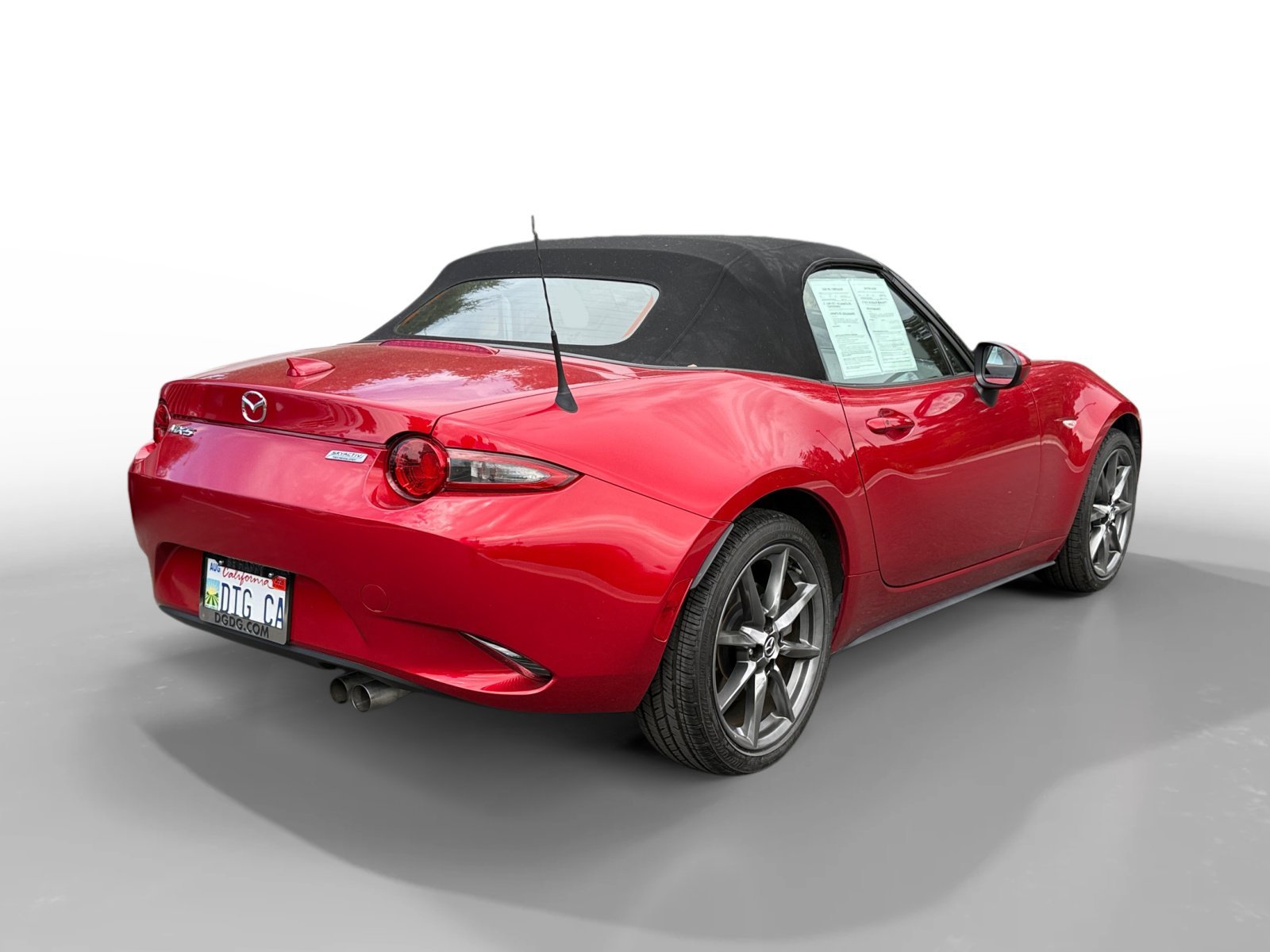 Used 2016 Red Metallic Mazda Grand Touring image 5