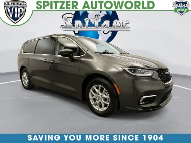 Used 2023 Gray Chrysler Touring L image 1