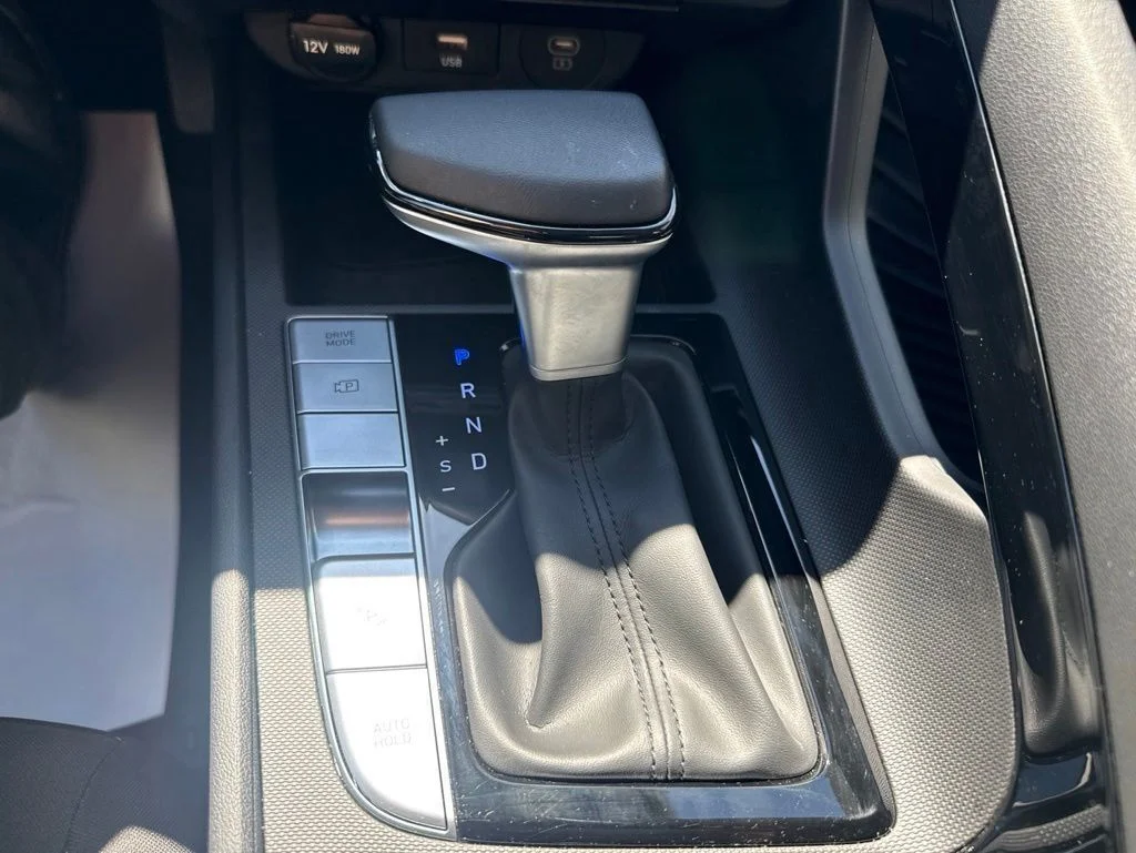 Used 2024 Blue Hyundai SEL image 32