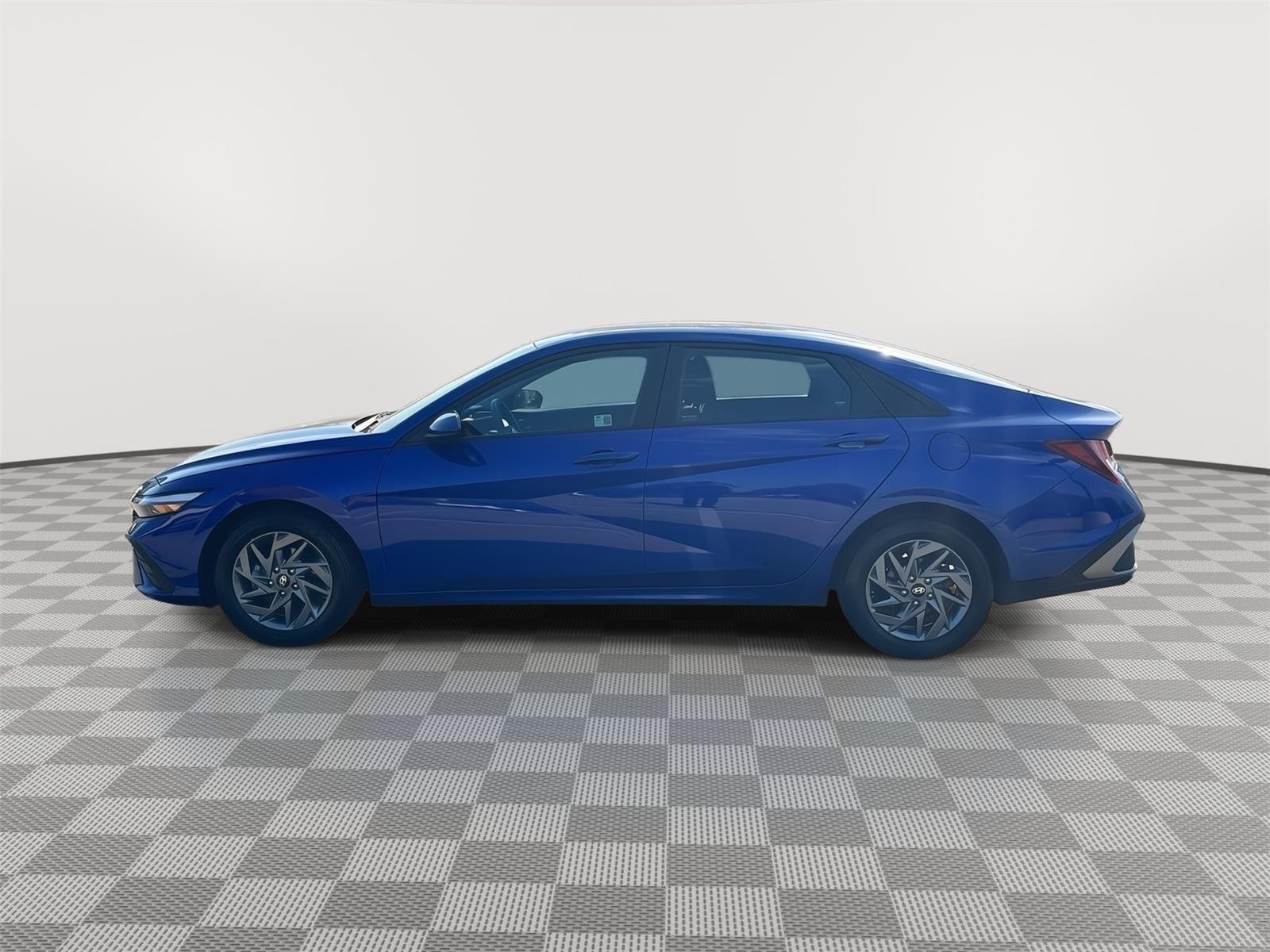 2024 Hyundai Elantra SEL - Photo 8