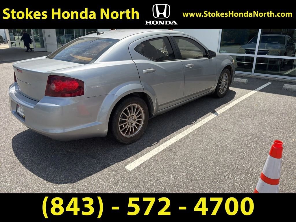 Used 2014 Silver Dodge SE image 5