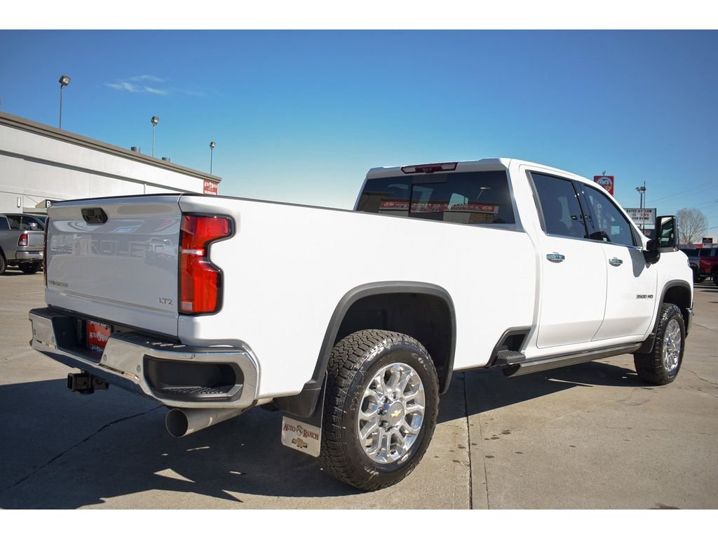 2025 Chevrolet Silverado 3500 HD LTZ - Photo 6