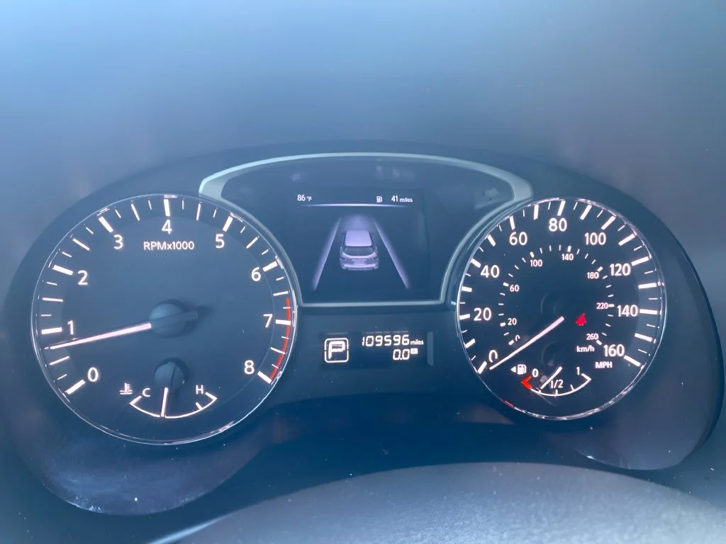 Used 2015 C Black Nissan S image 23