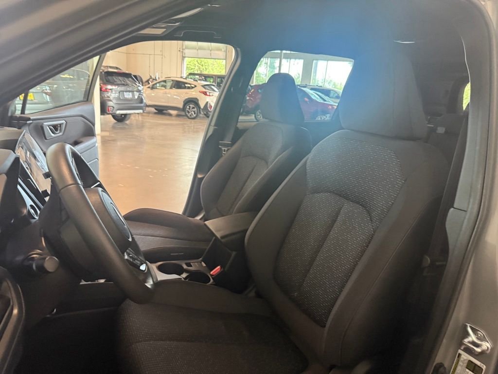 Used 2025 Beige Subaru Premium image 22