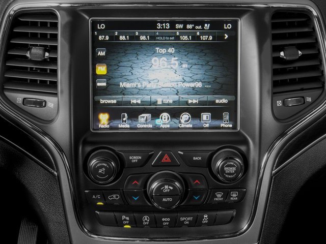 Used 2017 Velvet Red Pearlcoat Jeep Trailhawk image 13