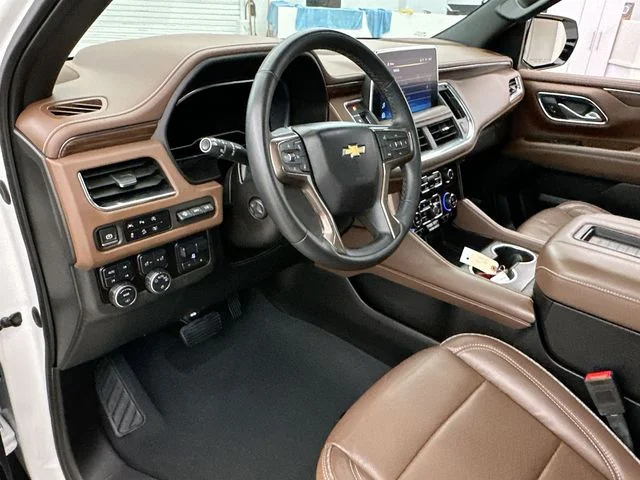 Used 2023 Beige Chevrolet High Country image 7