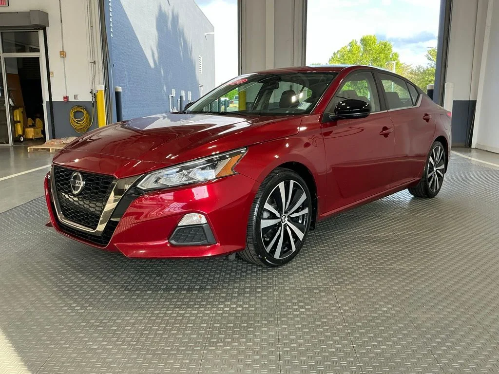 Used 2020 Nissan Altima SR with VIN 1N4BL4CV6LC252102 for sale in Gallatin, TN