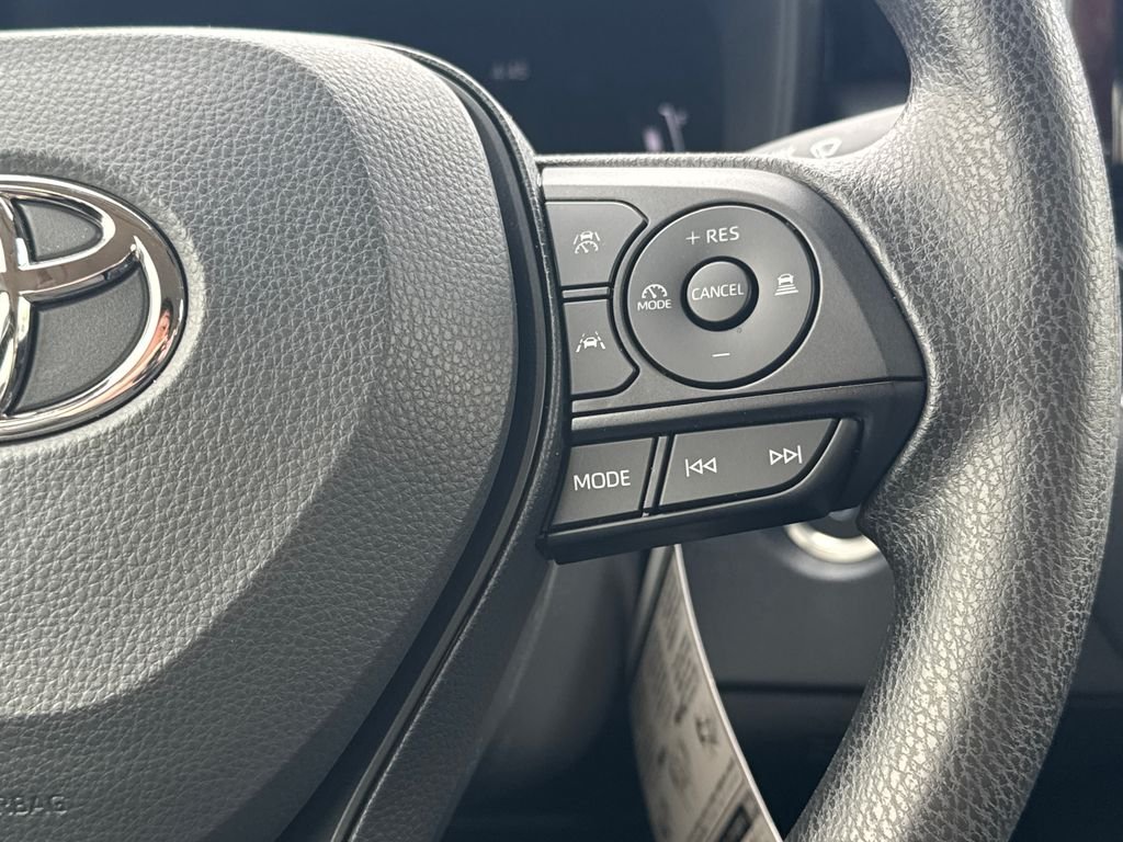 2026 Toyota Corolla LE - Photo 22