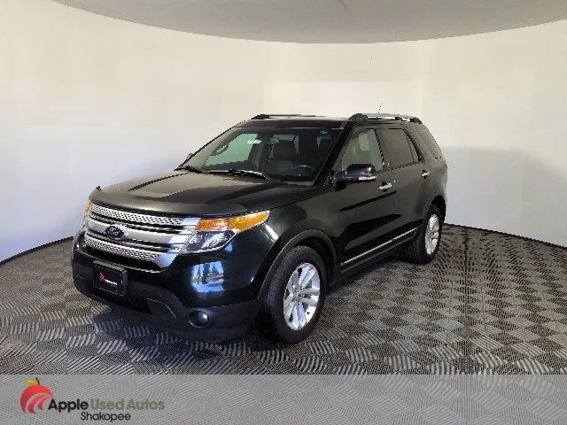 Used 2014 Black Ford XLT image 3
