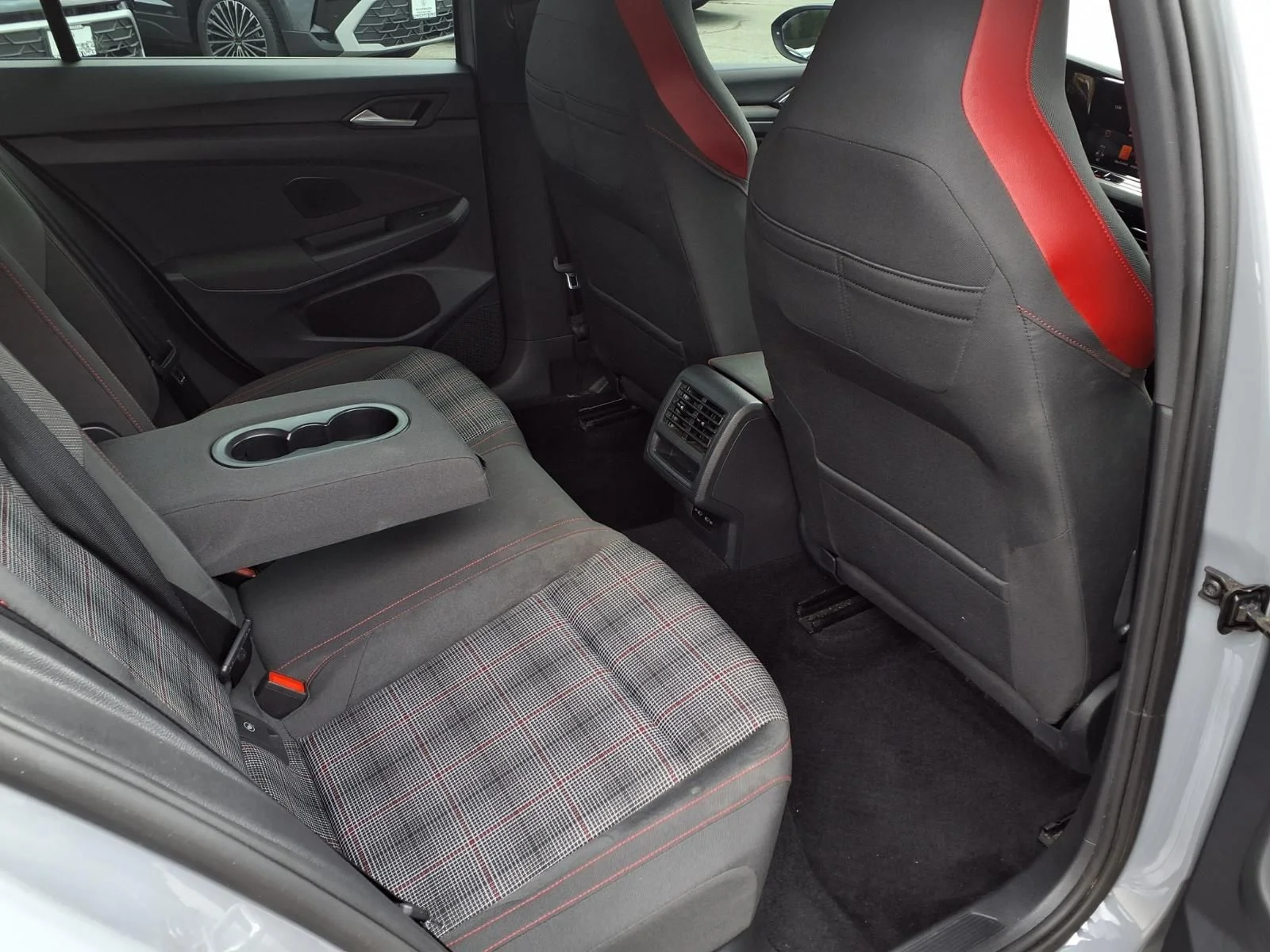 Used 2022 Gray Volkswagen 2.0T SE image 20