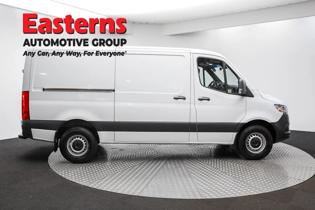Used 2019 White Freightliner Base image 4