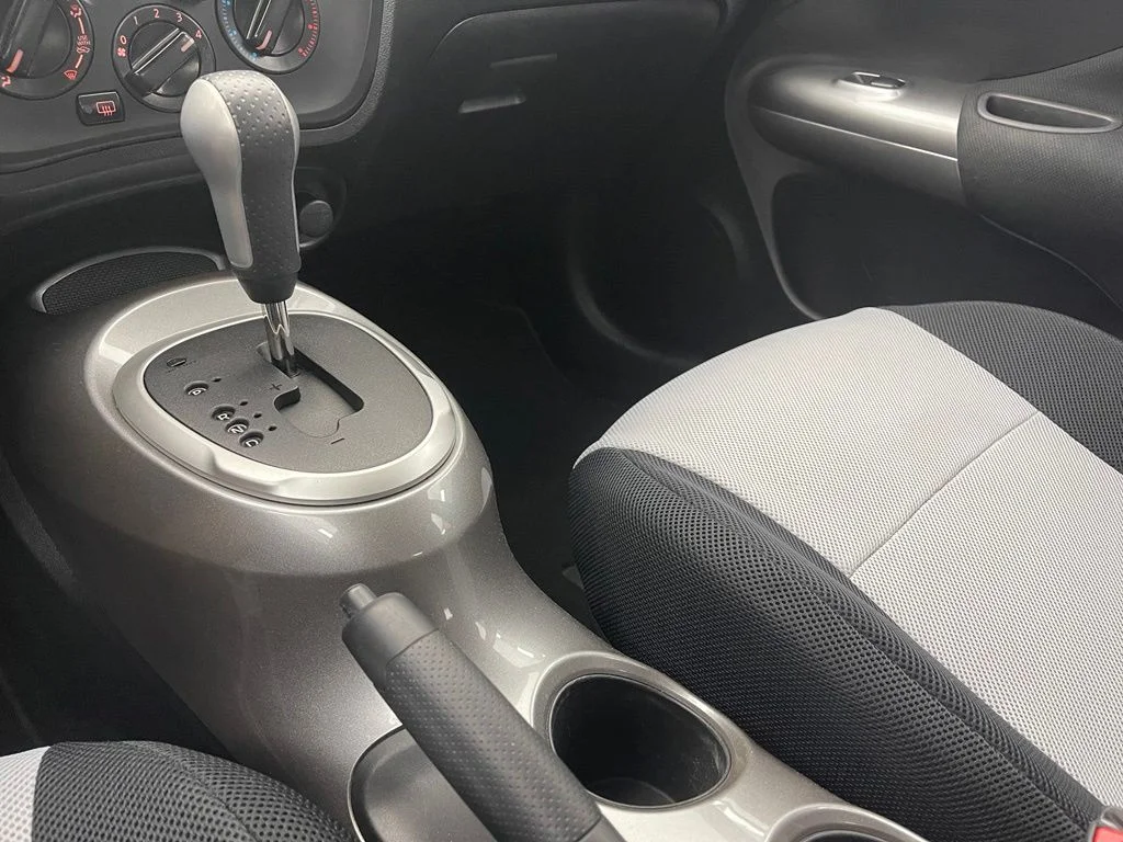 Used 2015 Gun Metallic Nissan S image 23