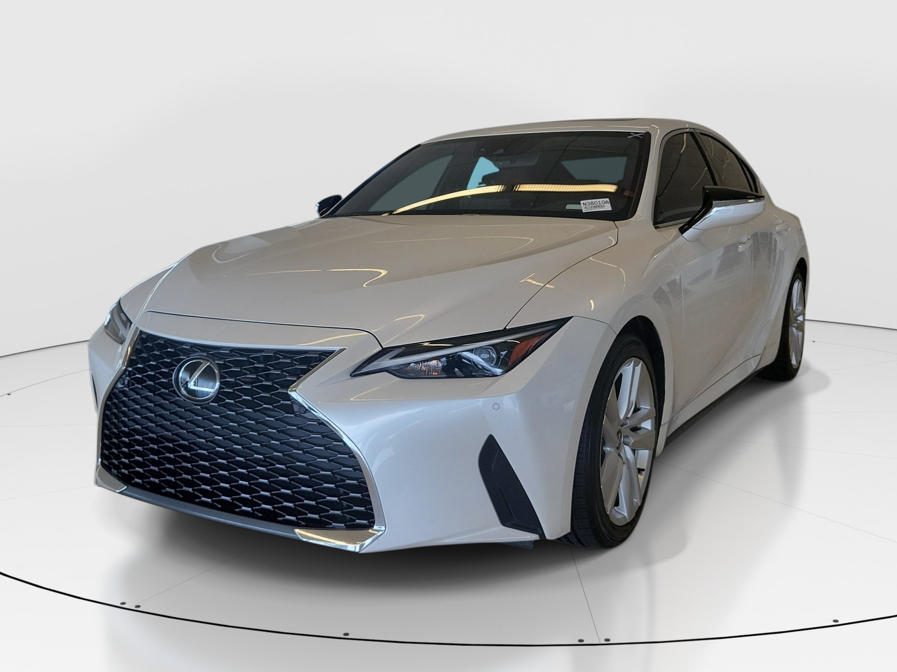 Used 2024 White Pearl Lexus 300 image 4