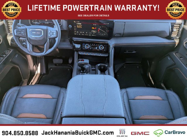 Used 2025 White GMC AT4 image 18