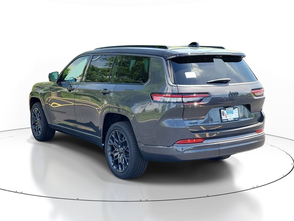 New 2026 Baltic Gray Metallic Clear-Coat Exterior Paint Jeep Summit image 3