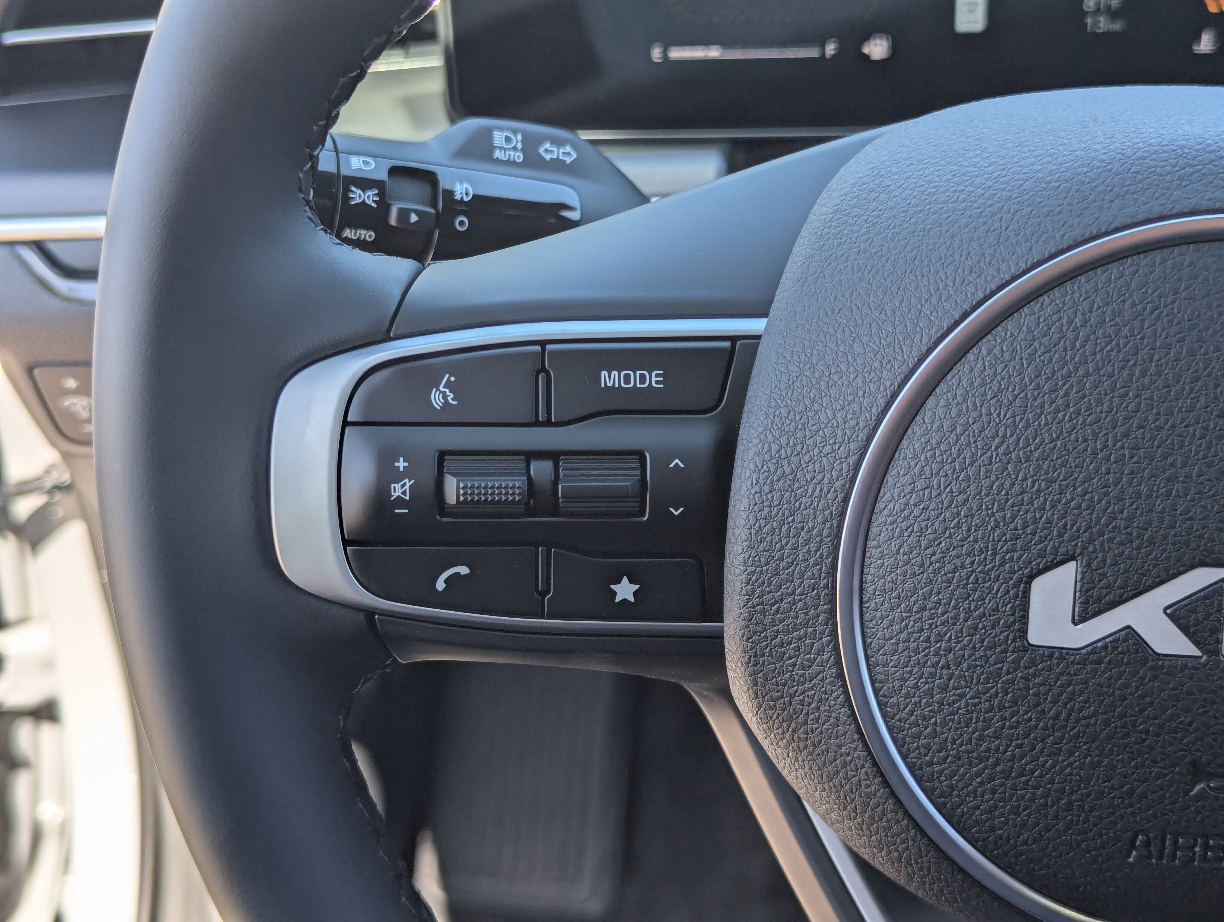 New 2026 Wolf Gray Kia GT-Line FWD image 21