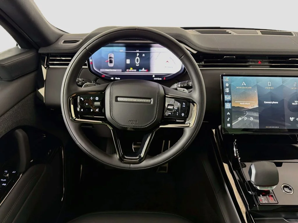New 2027 Santorini Black Land Rover Dynamic SE image 24