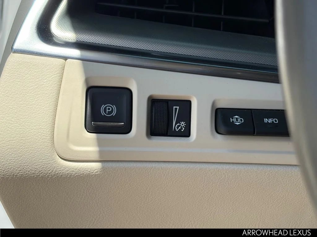 Used 2023 White Cadillac Premium Luxury image 24