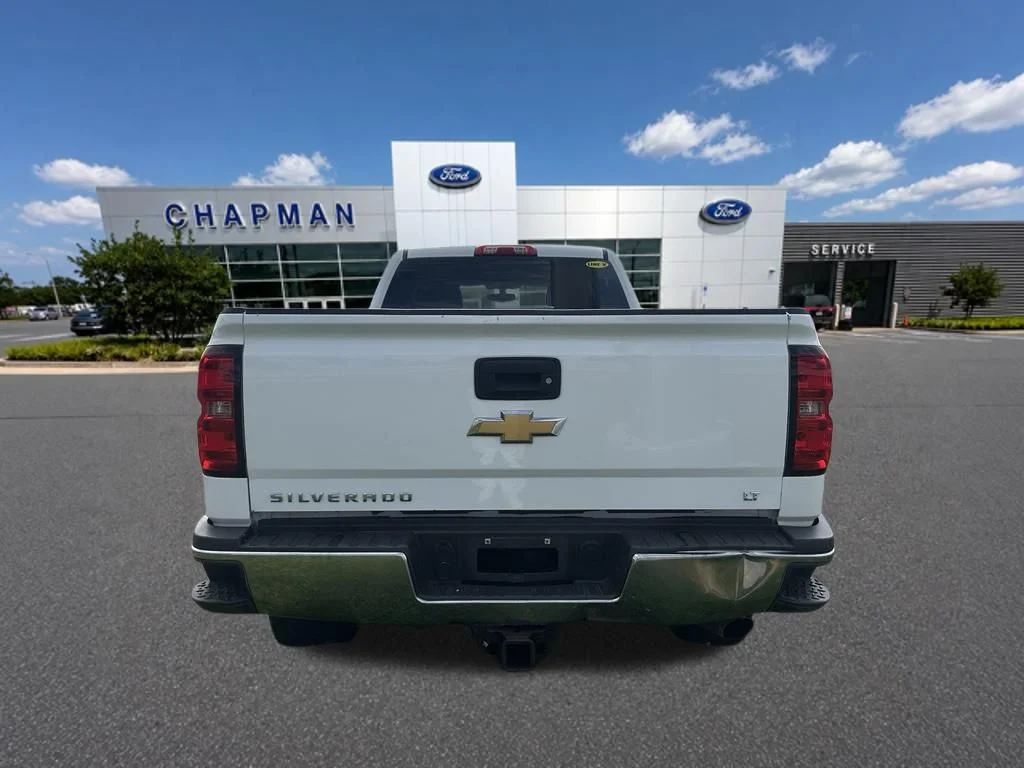 Used 2016 Summit White Chevrolet LT image 4