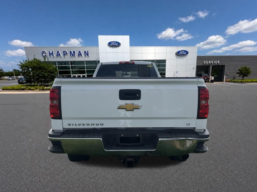 Used 2016 Summit White Chevrolet LT image 4