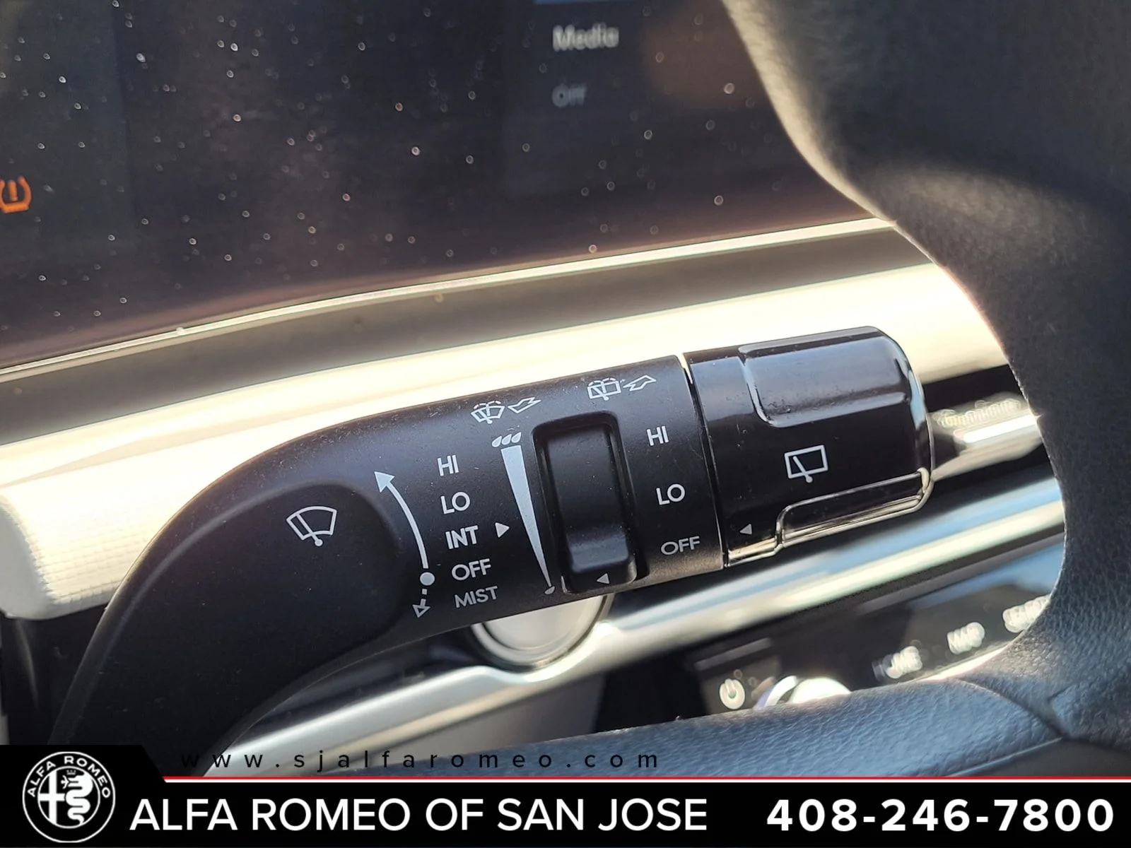Used 2025 White Hyundai SEL image 19