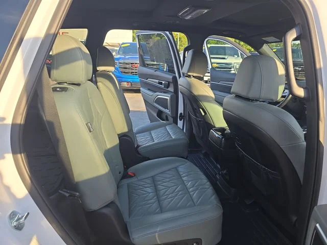 Used 2024 White Kia SX X-Line image 12