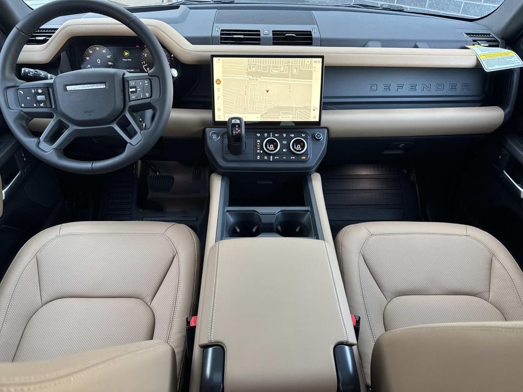 New 2026 Santorini Black Land Rover S image 18