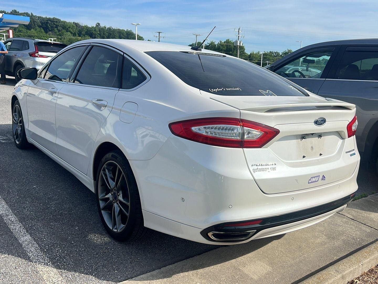 Used 2014 White Platinum Metallic Tri-Coat Ford Titanium image 3
