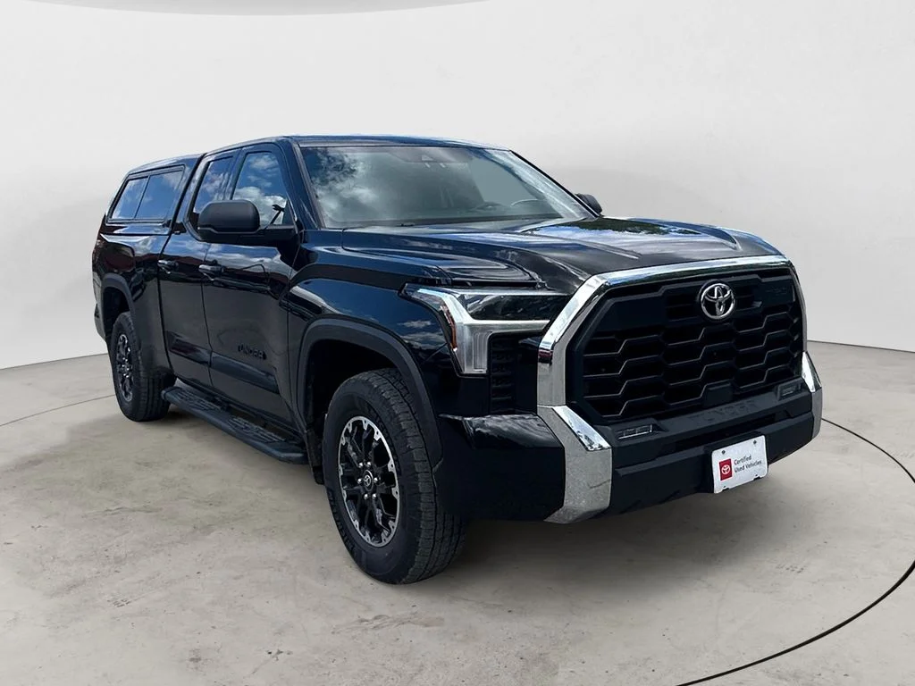 Used 2025 Midnight Black Toyota SR5 image 7