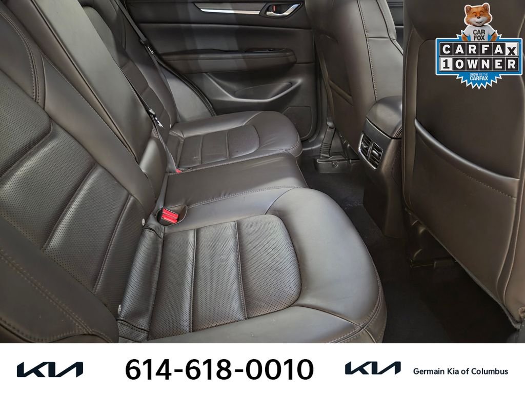 Used 2021 White Mazda Signature image 21