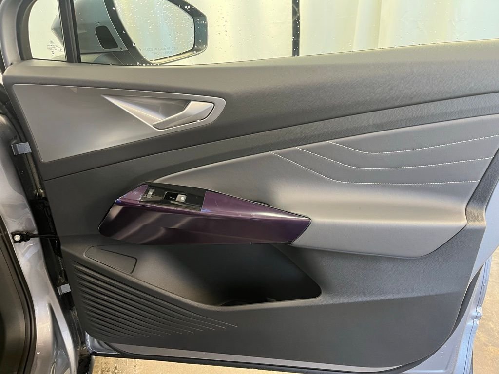 New 2025 Silver Volkswagen Pro S image 11