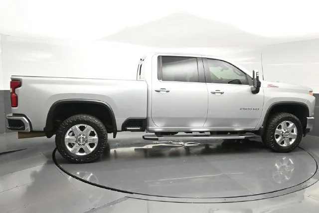 Used 2020 Silver Chevrolet LTZ image 8
