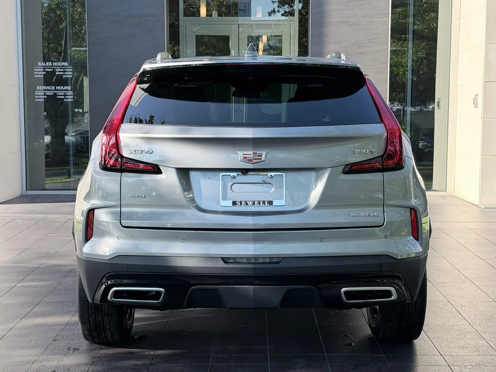 Used 2024 Argent Silver Metallic Cadillac Premium Luxury image 5