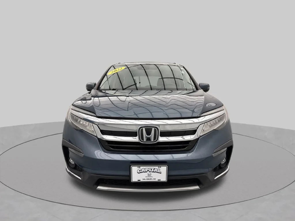 2022 Honda Pilot TOURING SUV Slide 1