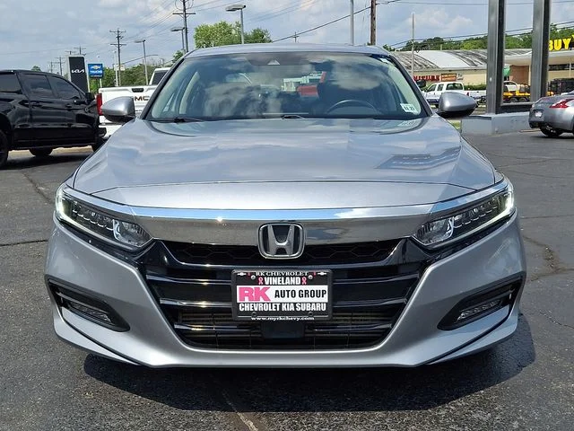 Used 2018 Gray Honda EX-L image 3