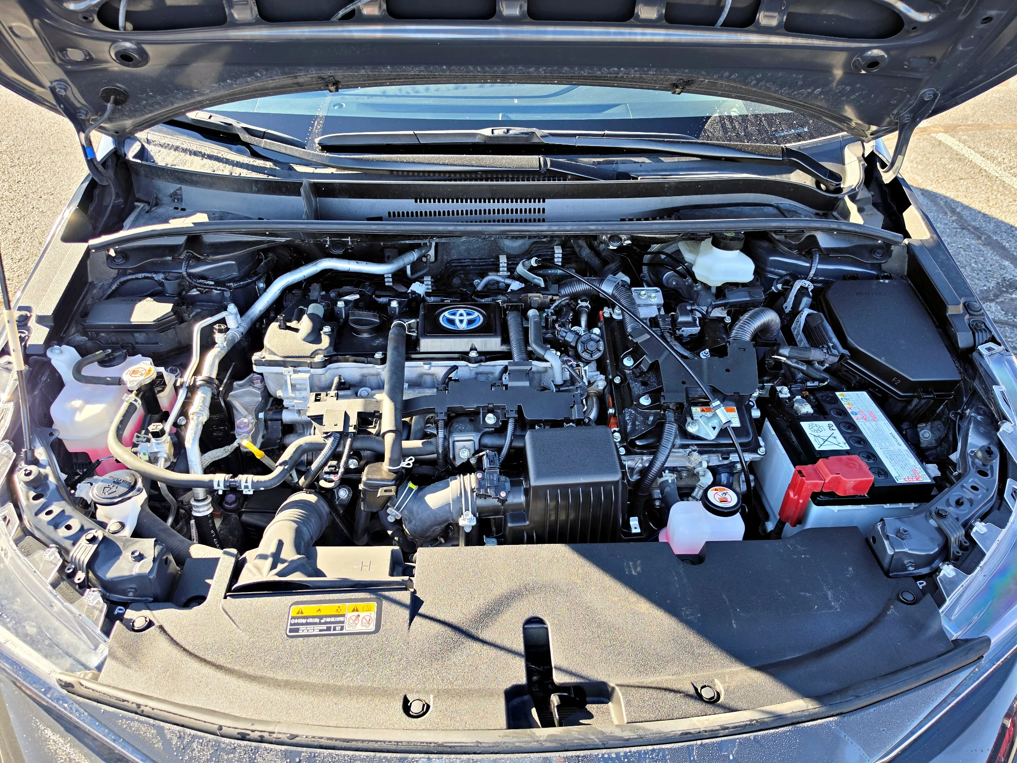 Used 2024 Underground Toyota Hybrid LE image 27