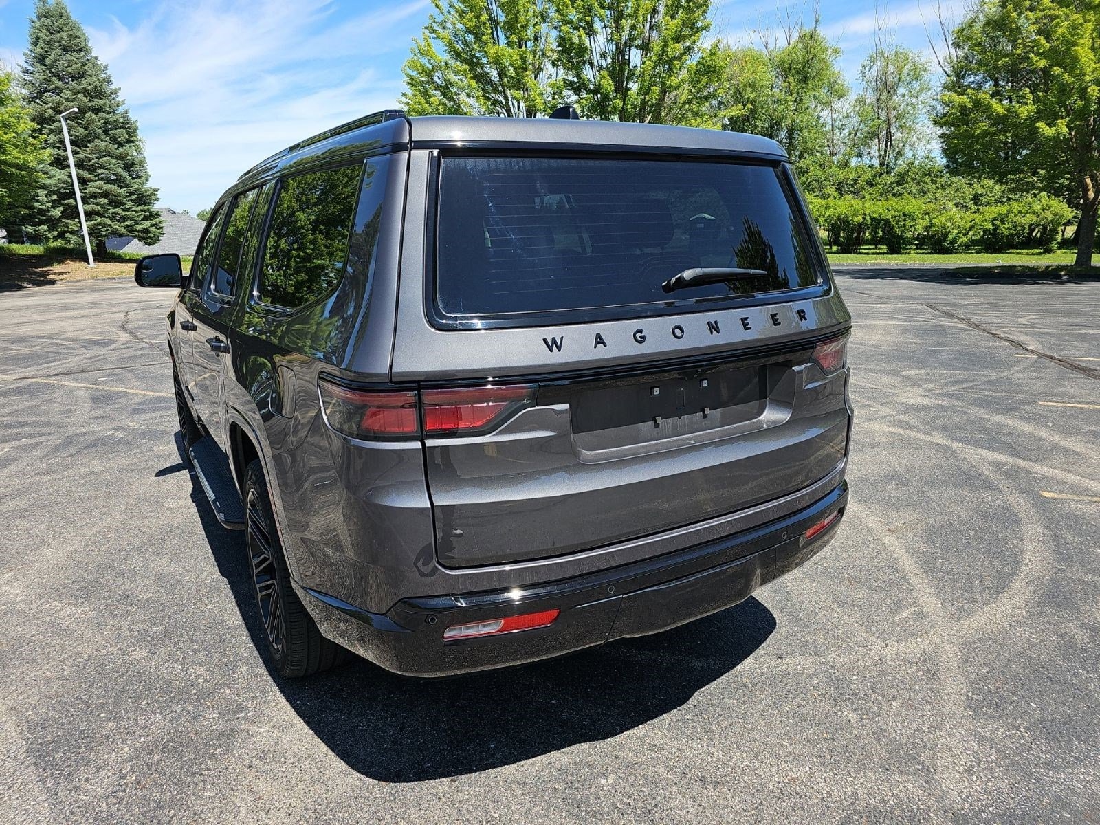 Used 2024 Baltic Gray Metallic Clearcoat Jeep Series II Carbide image 3