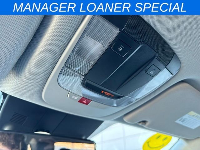 2025 Kia Sorento S - Photo 26