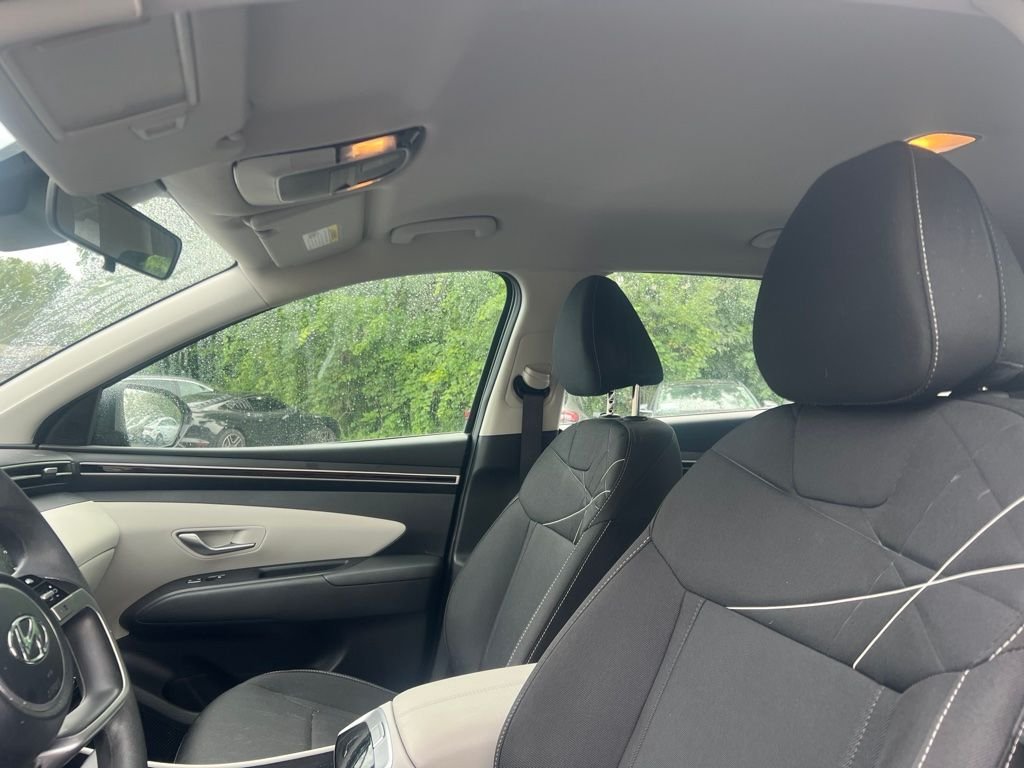 Used 2024 Gray Hyundai SE image 10