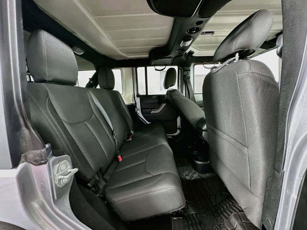 Used 2017 Billet Silver Metallic Clearcoat Jeep Unlimited Sport S image 24