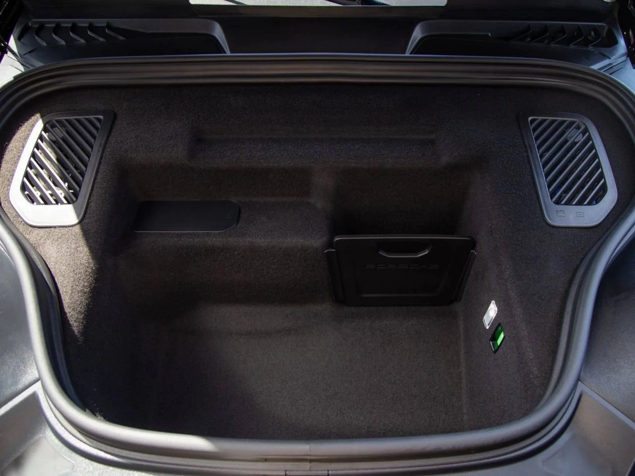 Used 2025 Black Porsche 4S image 28