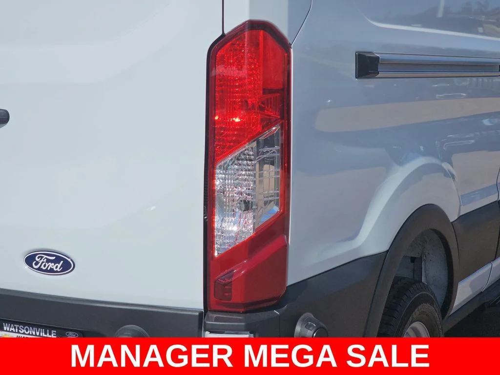 New 2026 Oxford White Ford Cargo Van image 37