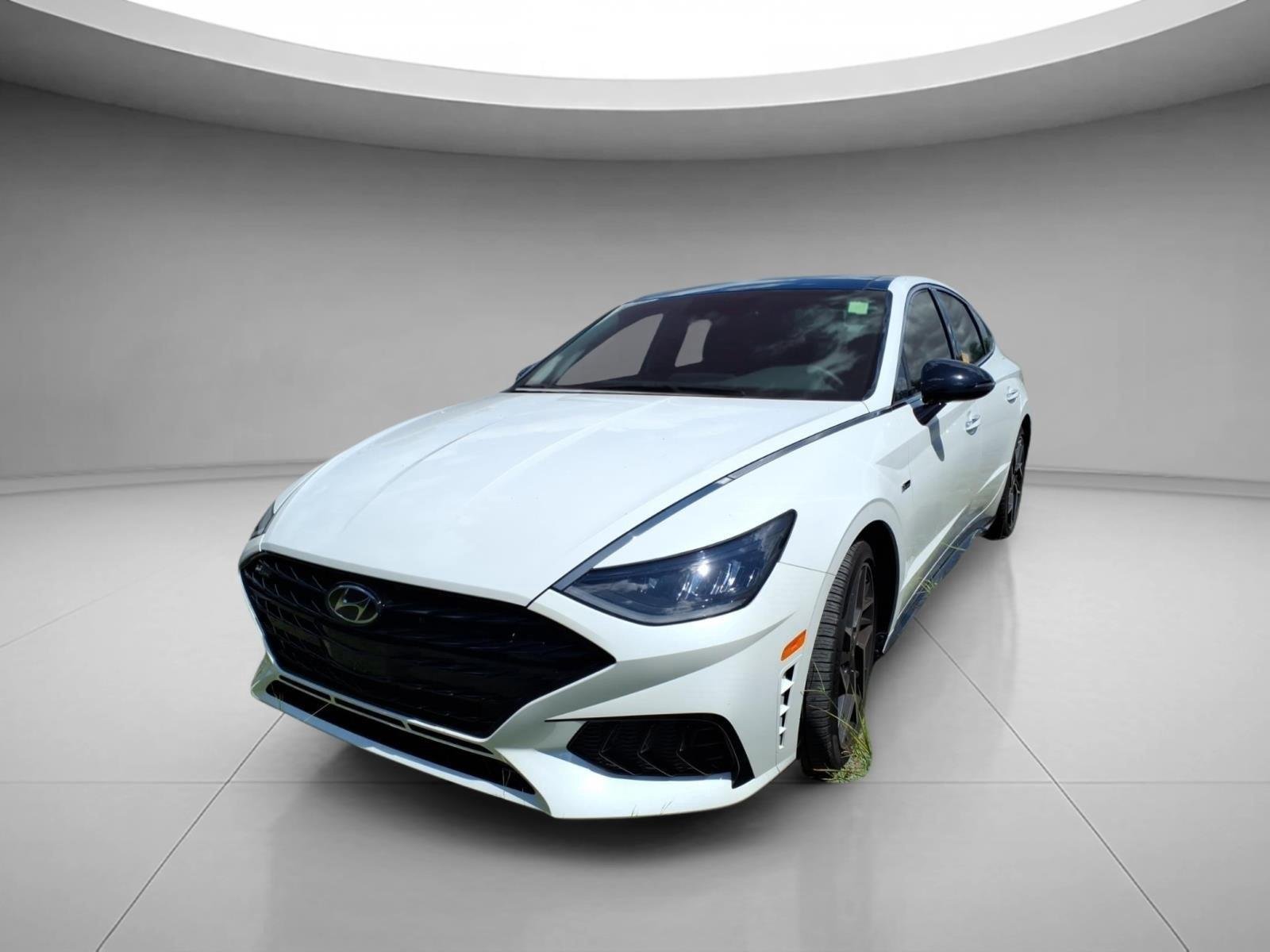 Used 2022 Quartz White Hyundai N Line image 1